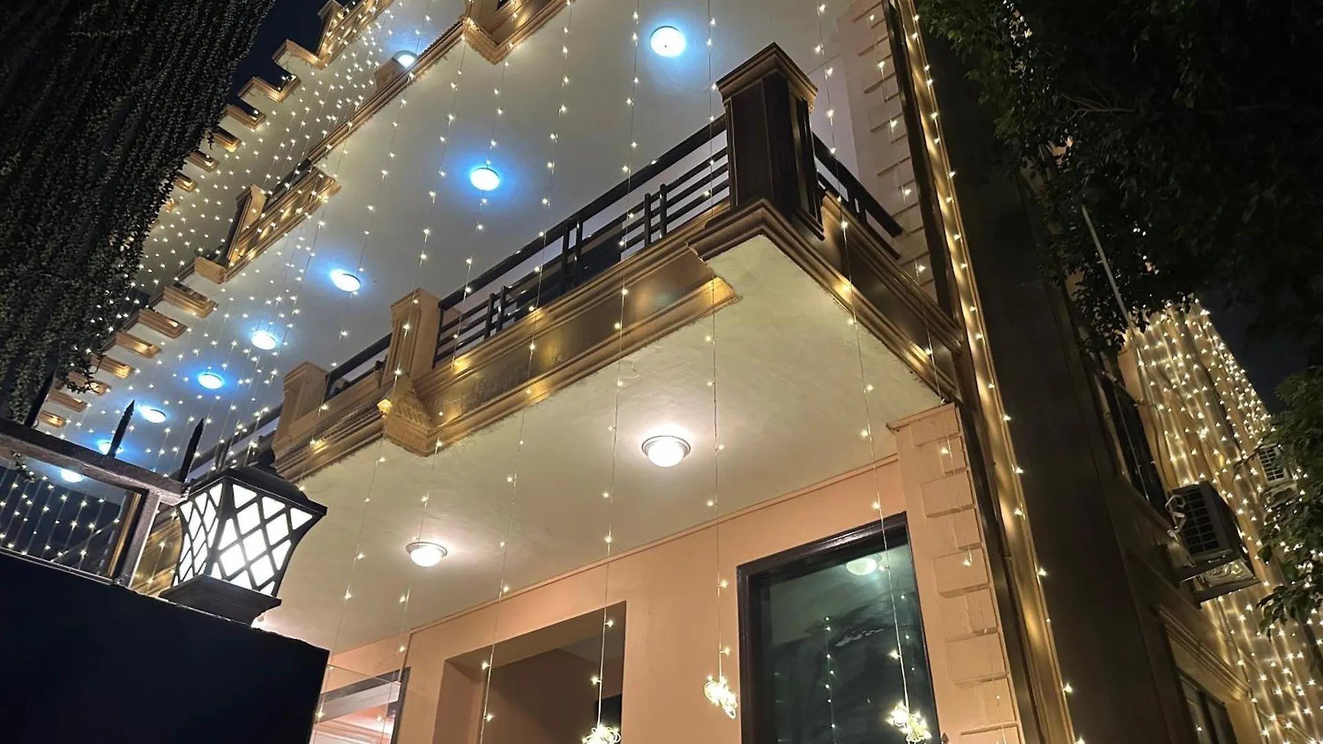 Luxury Room With Attach Washroom Gurgaon Indien